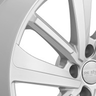 Диски iFree Original 7,0\R18 5*108 ET33 d60.1 Сильвер Диски iFree Original 7,0\R18 5*108 ET33 d60.1 Сильвер